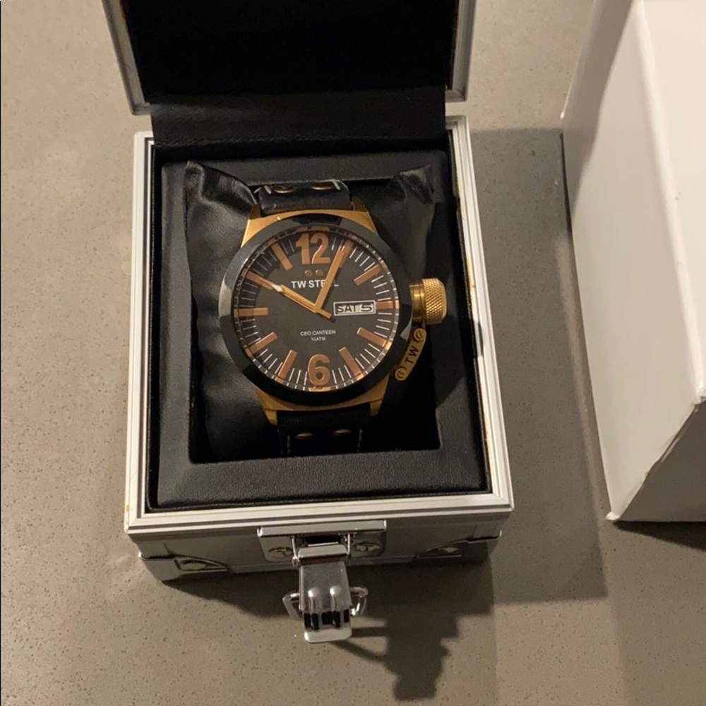 TW STEEL WATCH